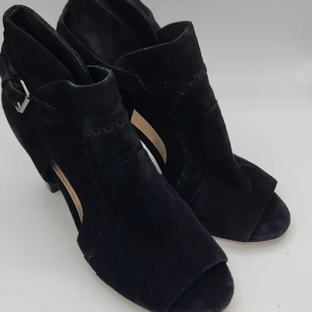VINCE CAMUTO Conley Black Leather Suede Peep-Toe